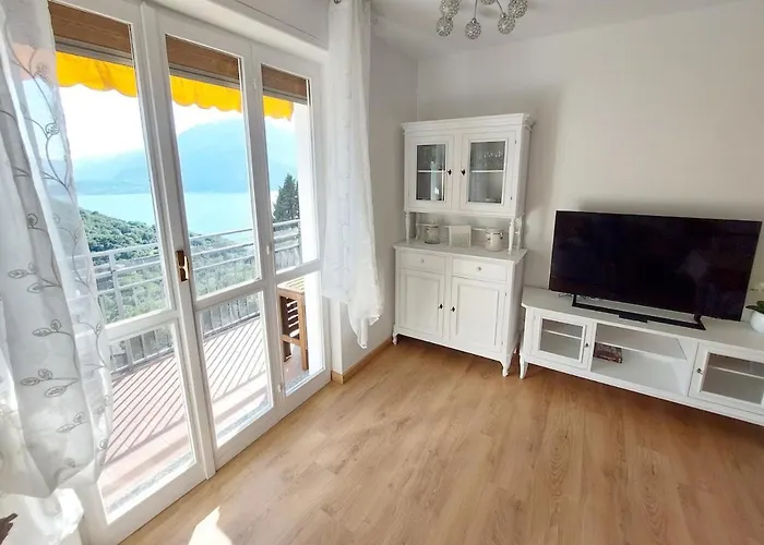 Sunset House Perledo