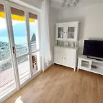 Sunset House Перледо